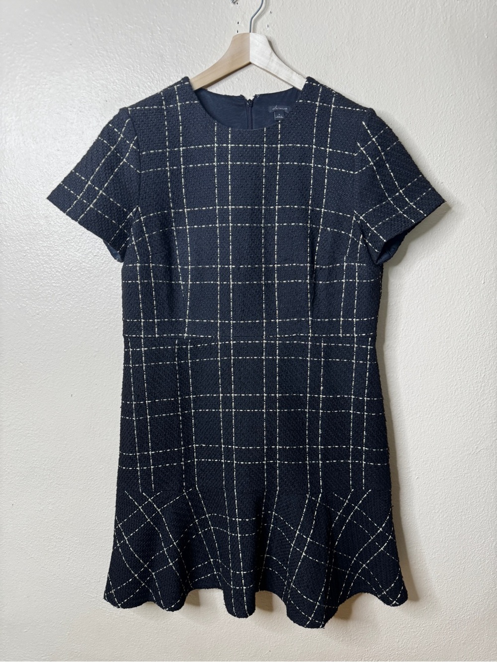 Ann Taylor Dress Women’s 16 Black Gold Windowpane Tweed Preppy Career